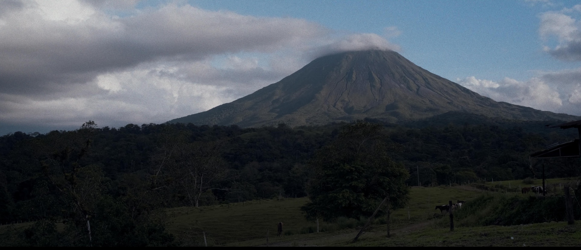 La Fortuna and Arenal region property landscape
