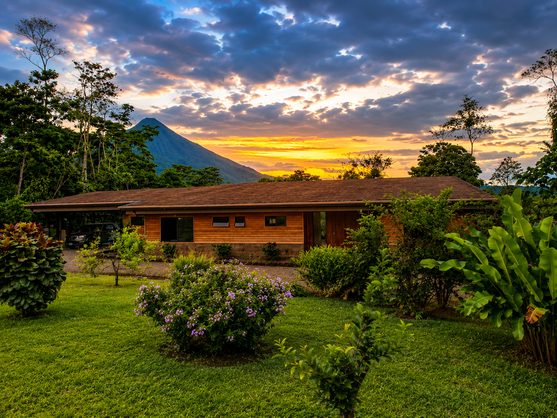 Buying a Second Home in La Fortuna: What International Buyers Should Consider